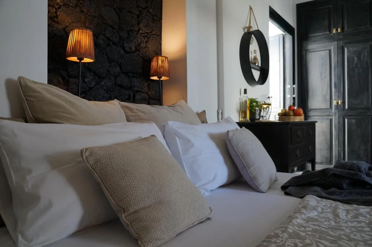 B&B La Mimosa Teguise  Bed & Breakfast Teguise (Lanzarote)